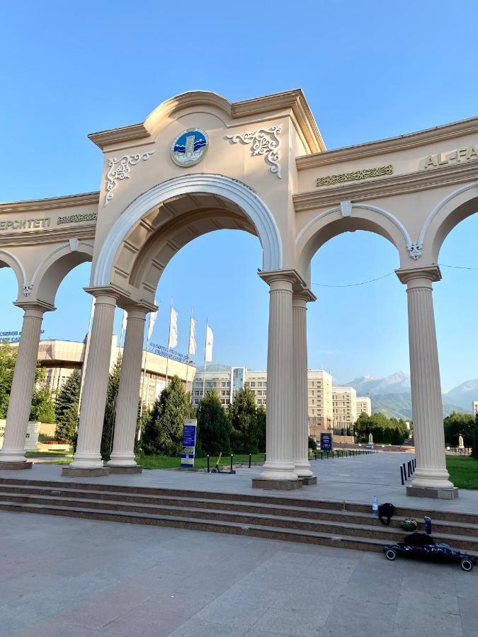 Студия Эрмитаж Атакент Almatý Exterior foto
